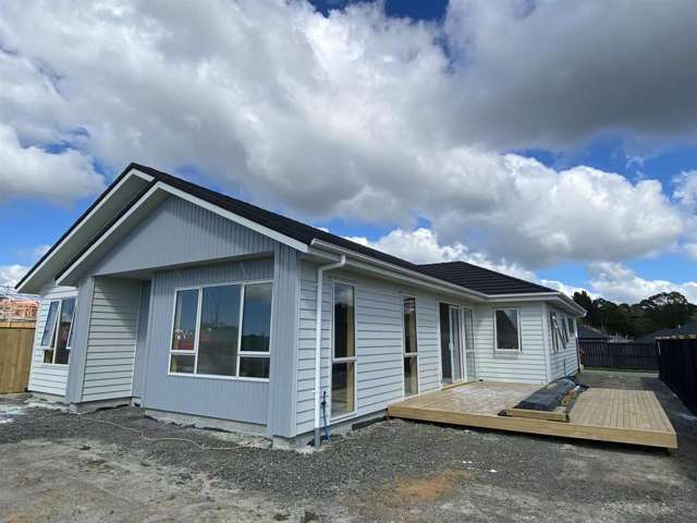 75 Argent Lane Wainui_1