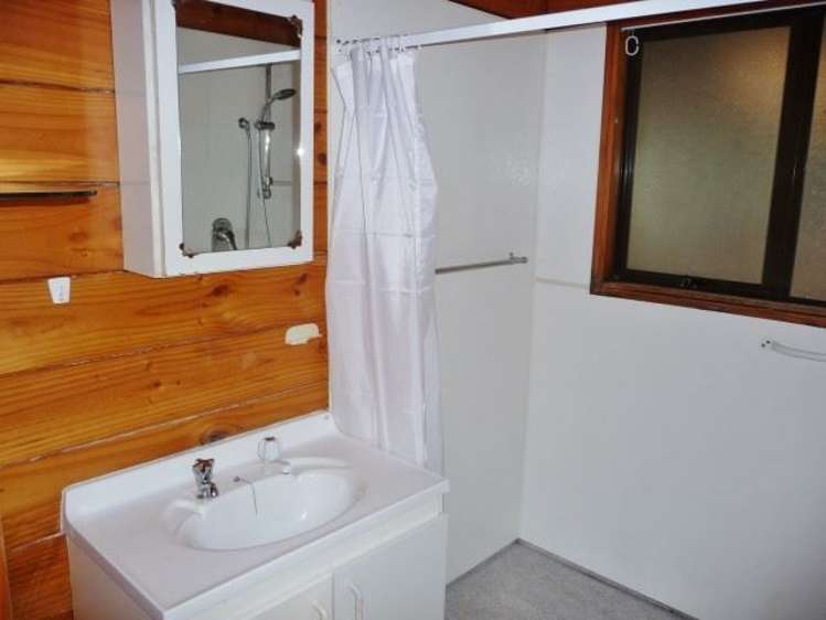 14 Cable Bay Block Road Cable Bay_12