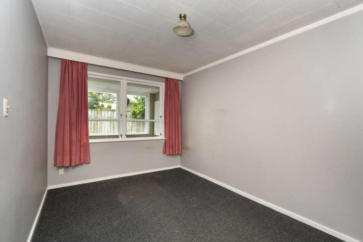 7 Holden Avenue Haumoana_12