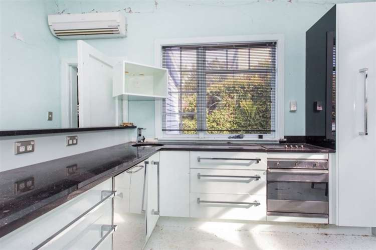 11 Cunningham Terrace Lyttelton_4