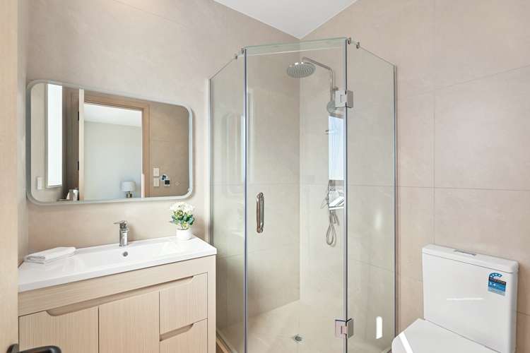 14 Glann Lane Flat Bush_19