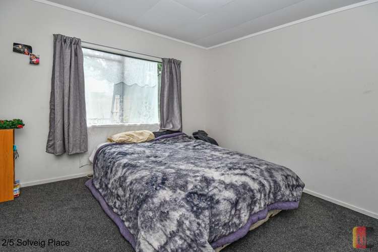 1/5 & 2/5 Solveig Place Randwick Park_15