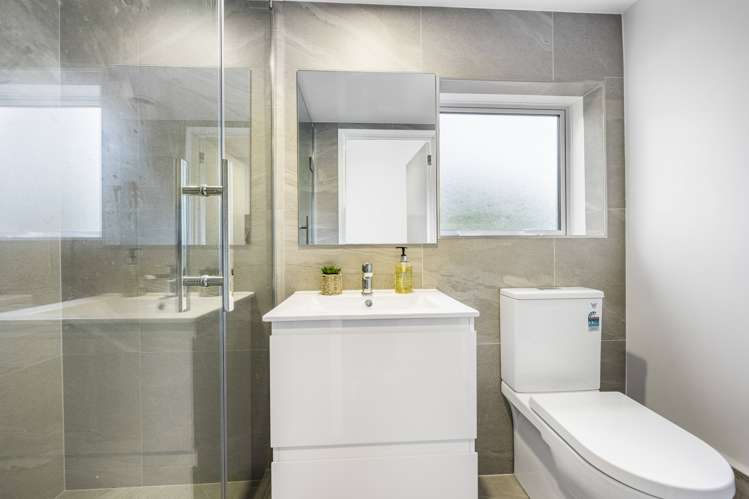 27 Caronia Crescent Lynfield_56