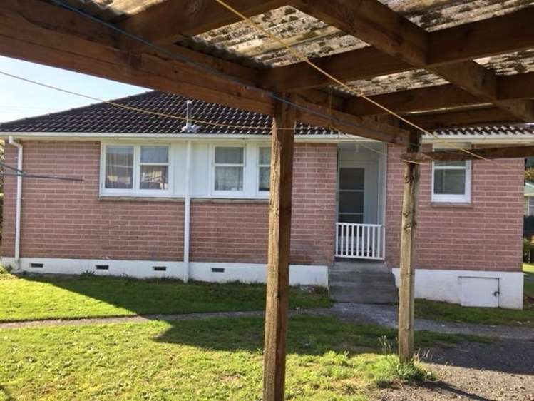 28 Roslyn Street Taumarunui_15
