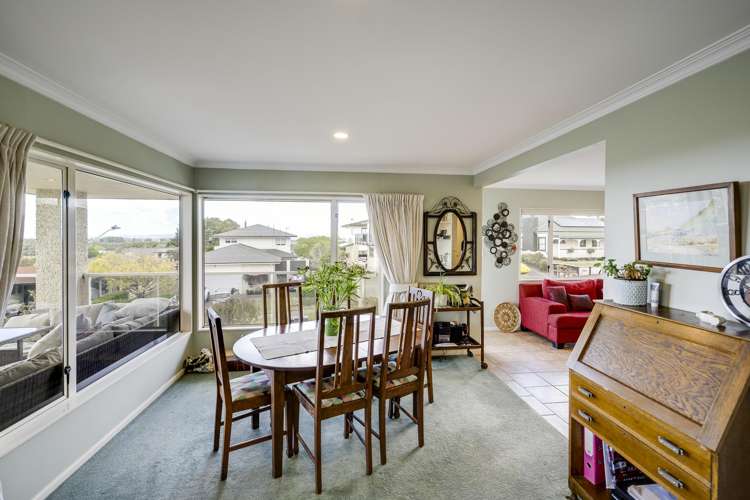 76a Churchill Drive Taradale_5