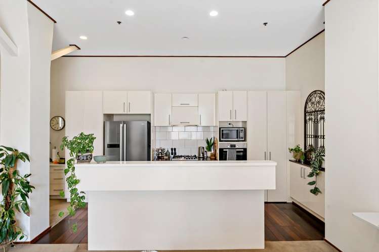 GB/68 Greys Avenue Auckland Central_2