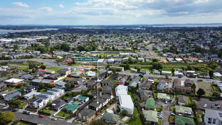 11/16&18 Lincoln Road Manurewa_9