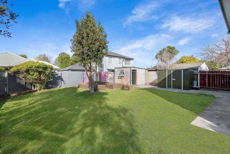 8 Everest Street Burnside_13