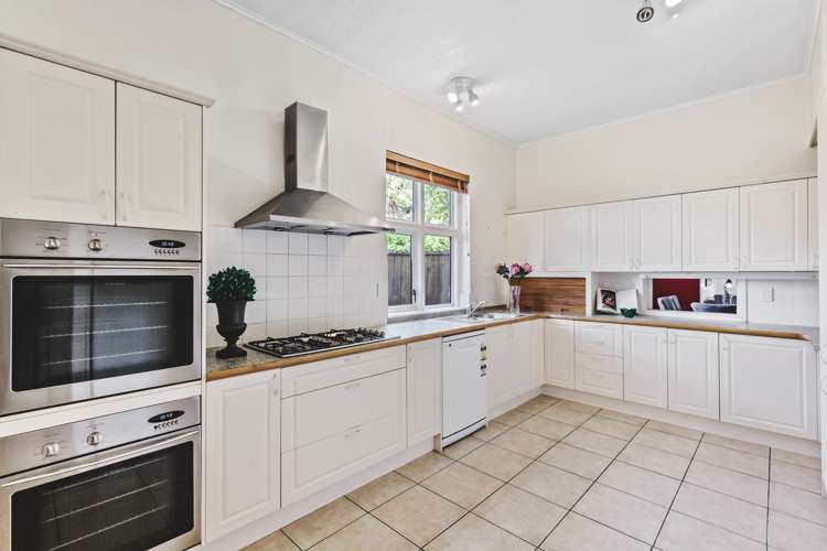 14 Fancourt Street Karori_7