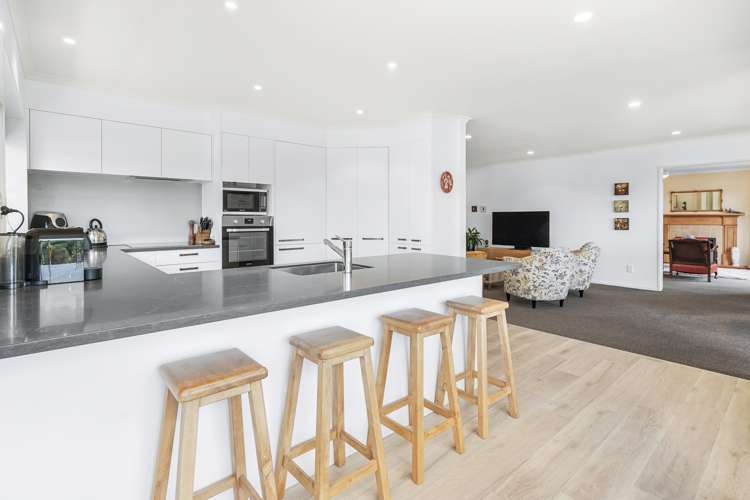 47 Millthorpe Crescent Pukete_5