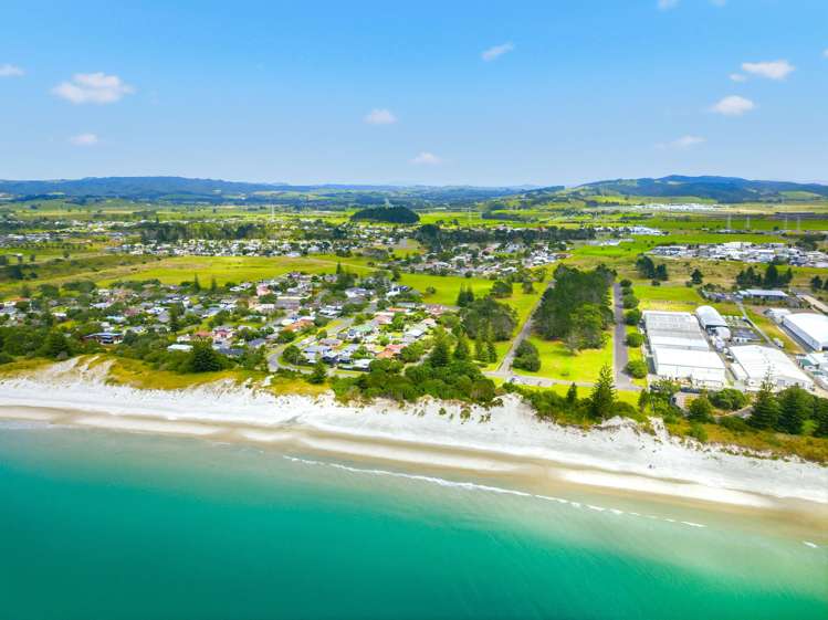 2 Rakatau Place Ruakaka_5