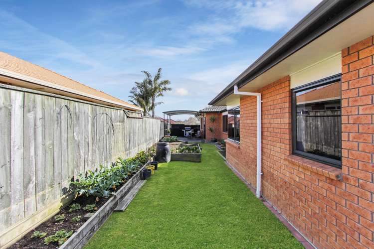 19 Elmbridge Place Owhata_13