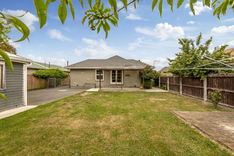 101 Carisbrooke Street Aranui_11