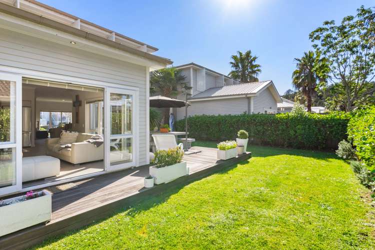 8 Kensington Drive Orewa_19