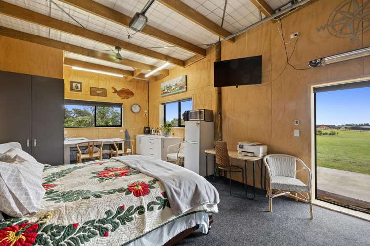 1506 Egmont Road Egmont Village_35