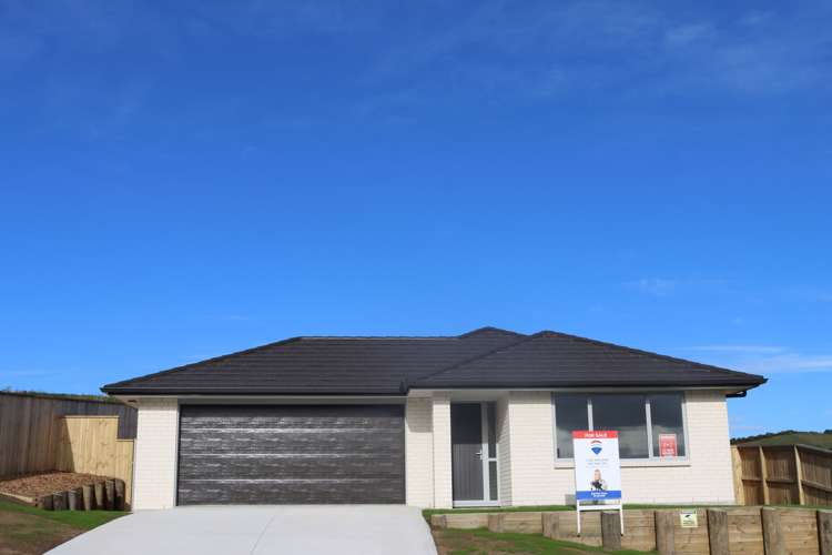 65 Leathem Crescent Pokeno_5