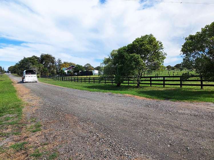 19 Trotting Course Drive Kumeu_7