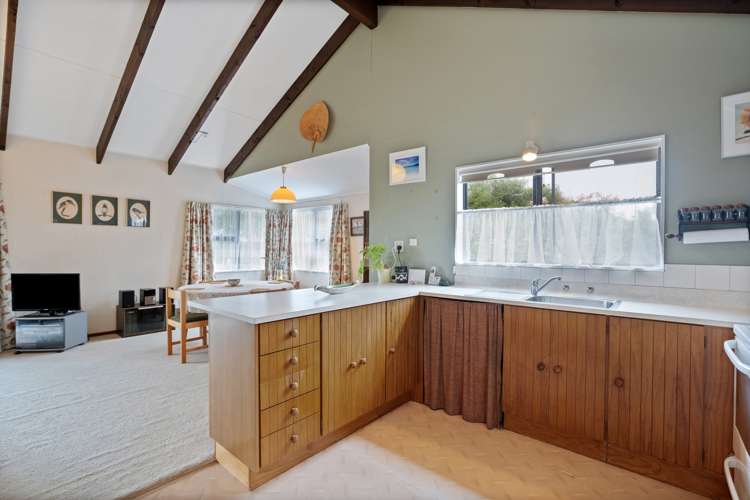 9 Hastings Street Waikanae Beach_7