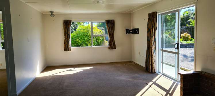 15 Pairatahi Road Kaingaroa_9