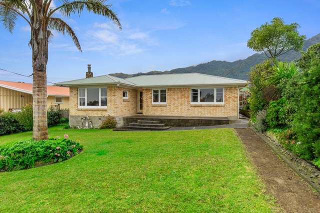 1 CARLTON STREET TE AROHA Te Aroha_2