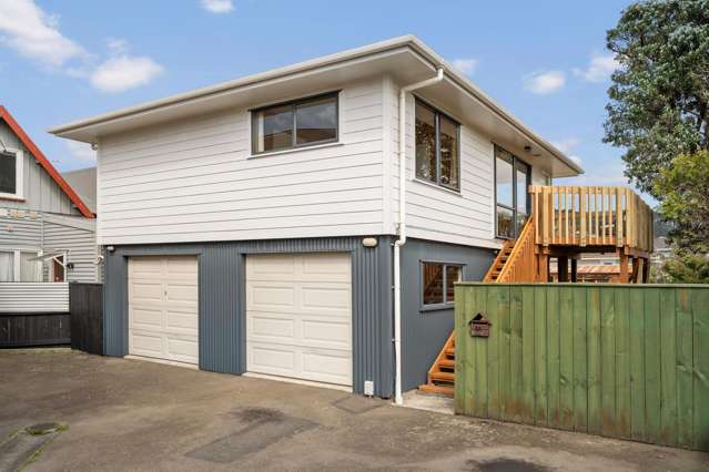 Sunny, Low-Maintenance Living