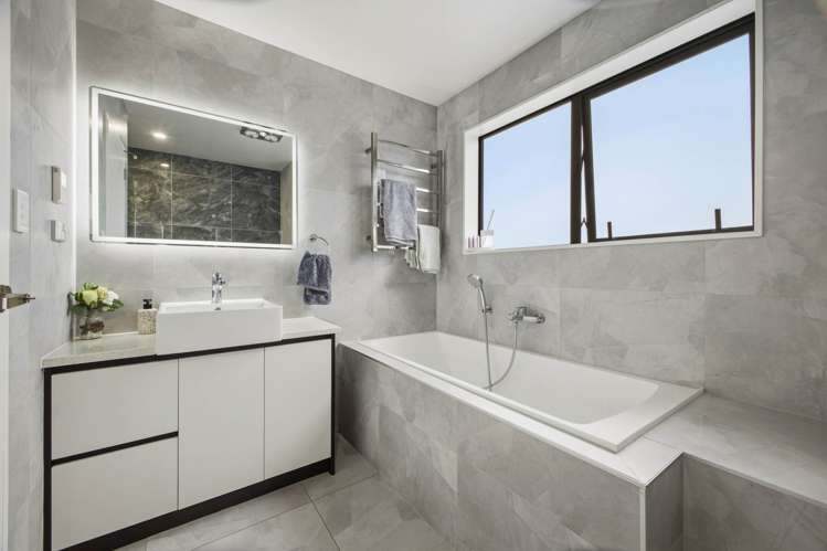 12 Frazen Avenue Papakura_16