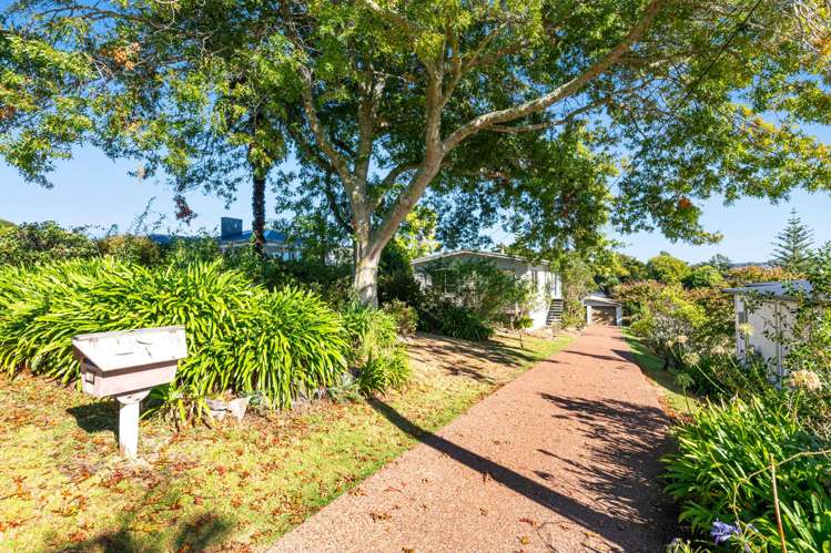 16 Pohutukawa Avenue Red Beach_24