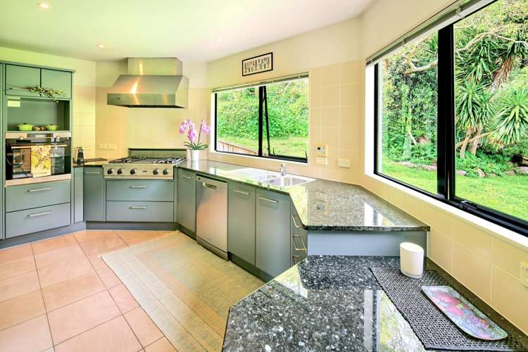 12/22 Oriental Terrace Oriental Bay_8