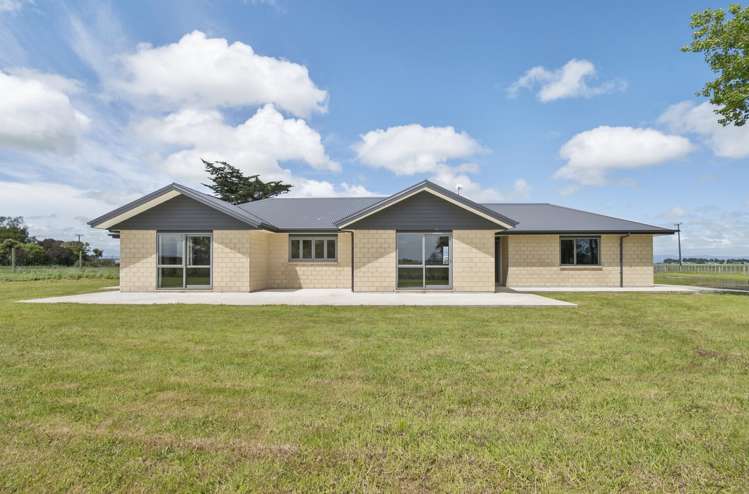 2465 State Highway 1 Rongotea_12