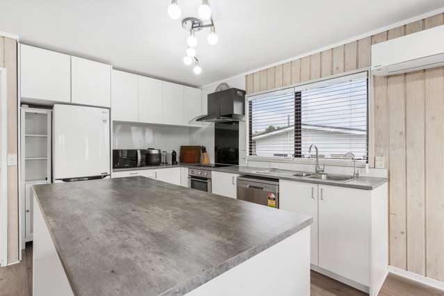 2/12 Bain Place Bucklands Beach_4