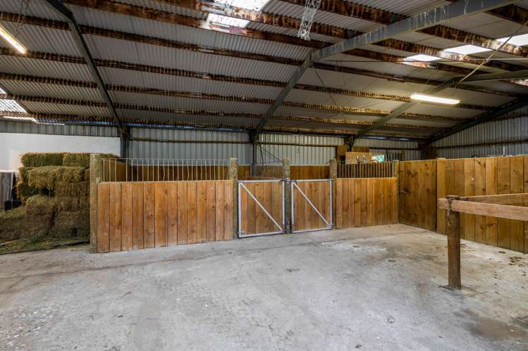 2122 Wards Road, Charing Cross, Darfield_21