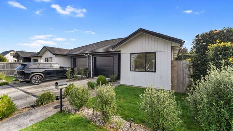 4/5 Camden Place Pukete_12