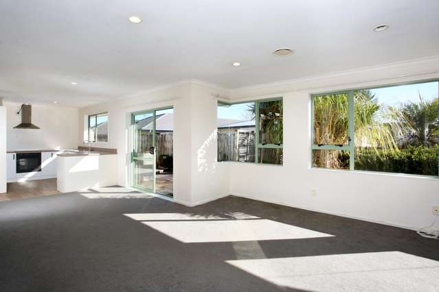 34 Ridgeway Road Pukekohe_3