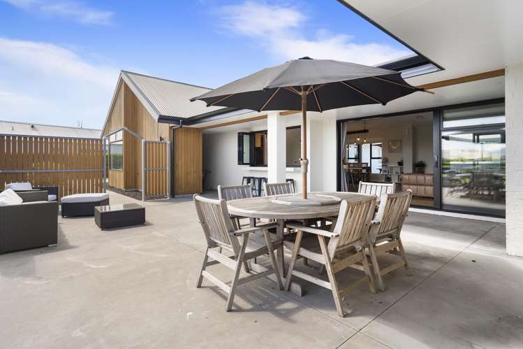 39 Baxter Michael Crescent Cambridge_23