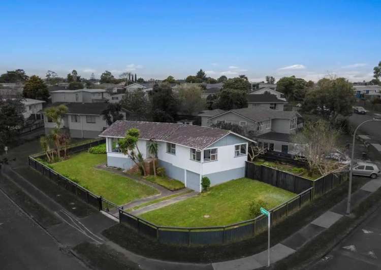 1 Benmore Place Manurewa_17