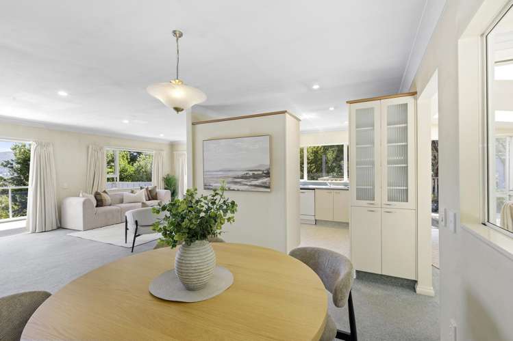 233A Whites Line East_5