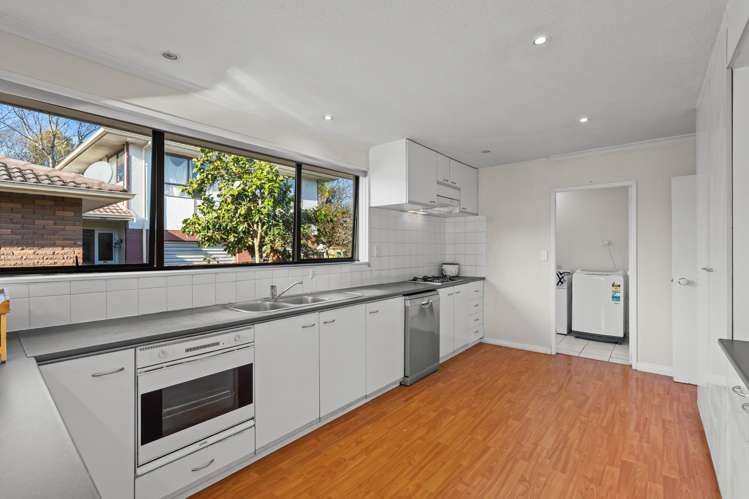 31 Montclare Avenue Ilam_6