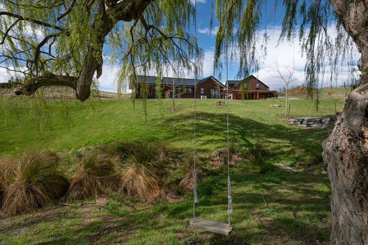 82 Threepwood Road Dalefield/Wakatipu Basin_25