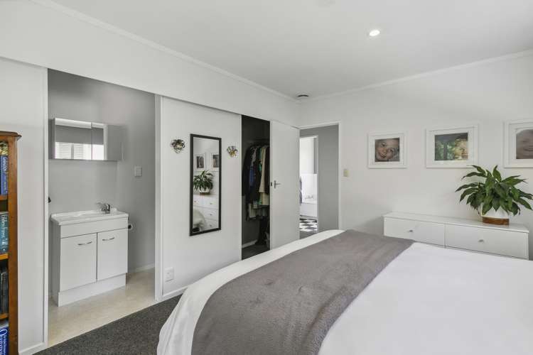 30 Lupin Terrace Tawa_7