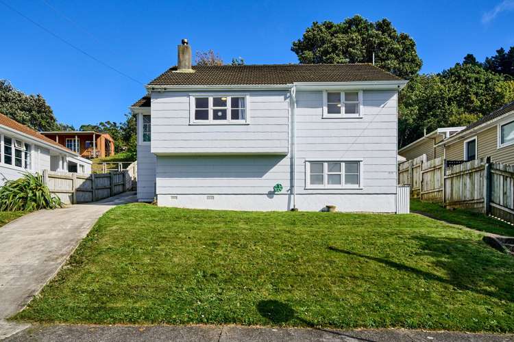 19 Franklyn Road Tawa_13