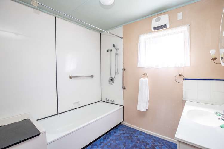 10 Pinnock Place Ngatea_13