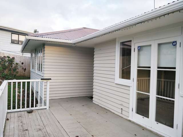 1/102 Stanley Road Glenfield_2