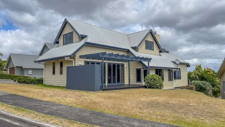 103 Alexander Close Thames_10