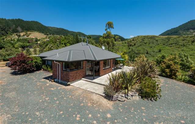 98 Mac'S Road Hira_2