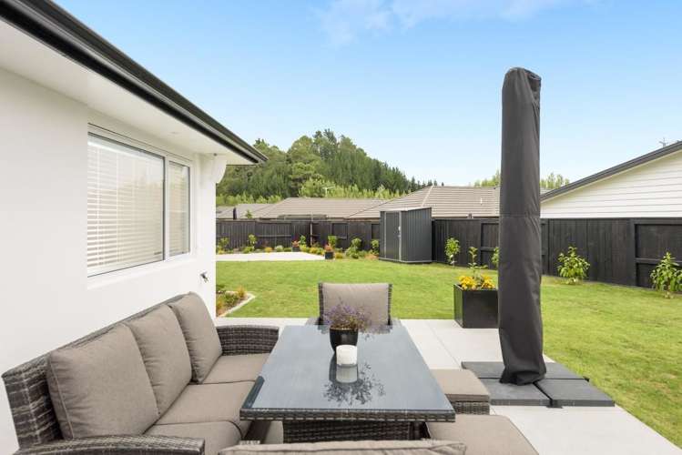 12 Conniston Way Pyes Pa_17