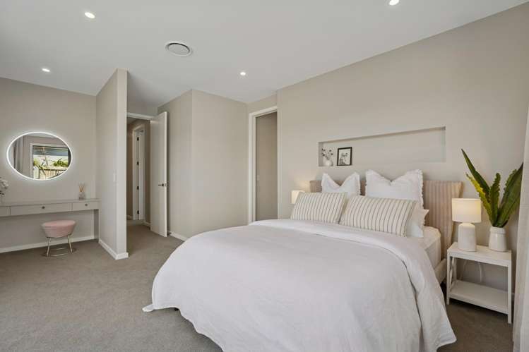 11 Rua Street Albert Town_24