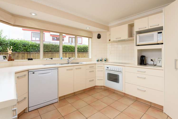 8 Avocet Avenue Maungatapu_11