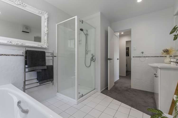 168 Carter Road Oratia_12
