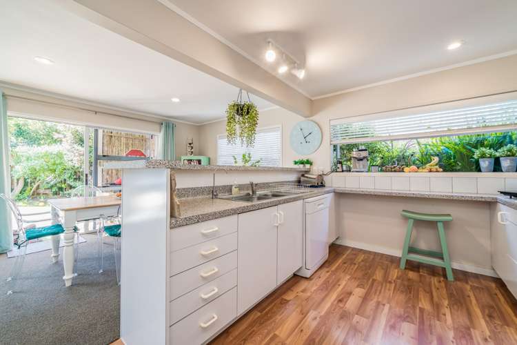 B/684 Whangaparaoa Road Stanmore Bay_5