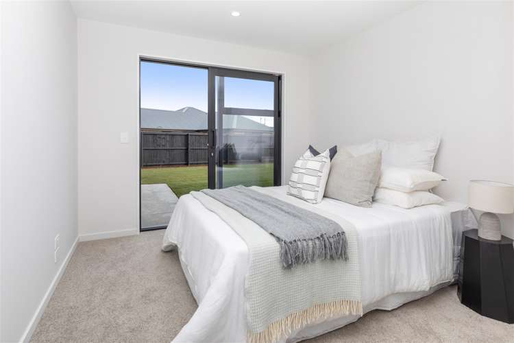 76 Whitehorn Drive Lincoln_18